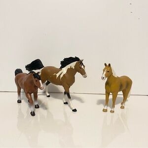 Safari Ltd Battat Horse Lot Farm Barn Pinto Mustang Stallion Maison Tan Brown